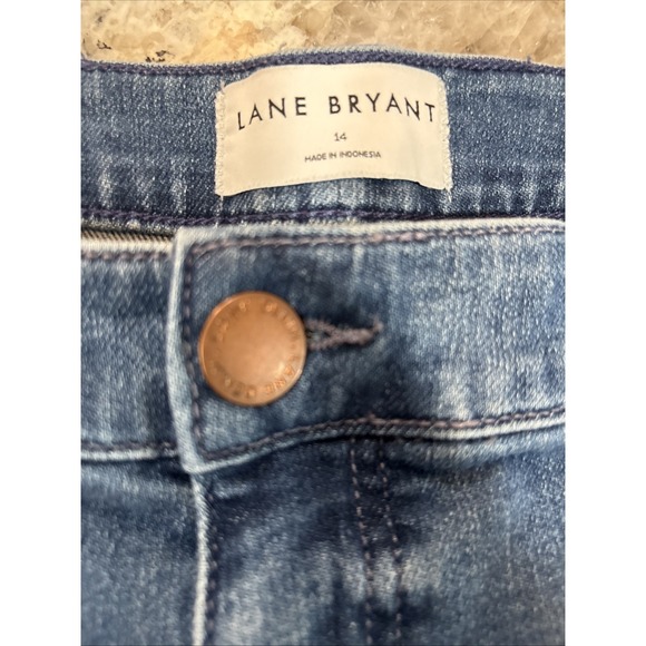 Lane Bryant Signature Fit Wide Leg Mid Rise Center Stitch Jeans Blue Denim Sz 14 - Picture 12 of 12